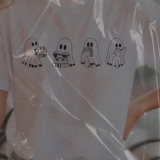 Cute reading ghosts t-shirt- Booklover- Booktok- Bookworm- Gift for her- Aesthetic reading wear- cozy vibes- dark romance- spicy booktok